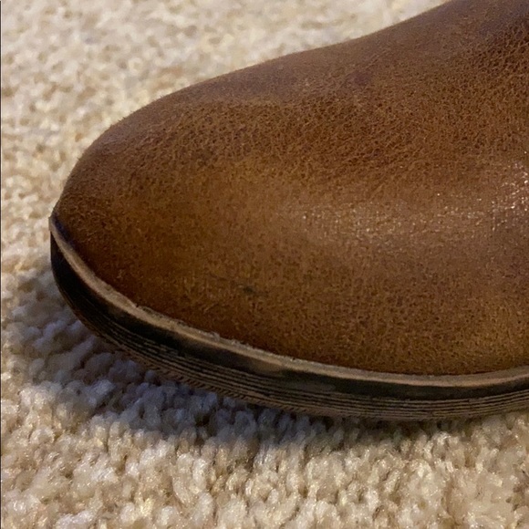 Brown Women’s Ankle Cut Boots - Picture 4 of 10